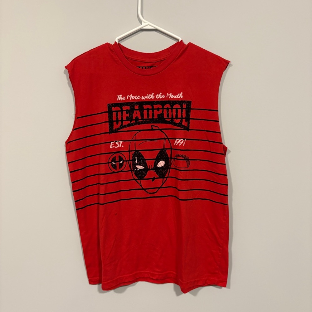 Marvel DeadPool Graphic Tee